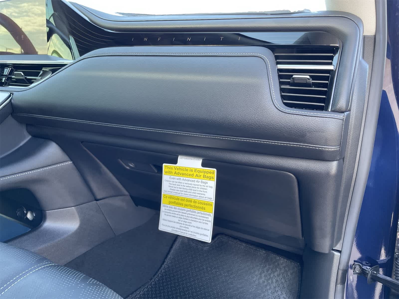 2025 INFINITI QX80 Sensory 4WD