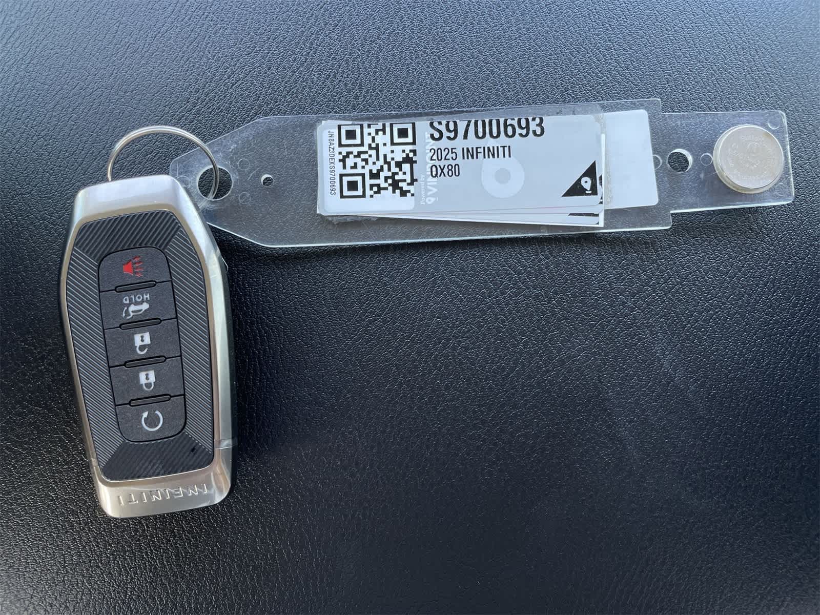 2025 INFINITI QX80 Sensory 4WD