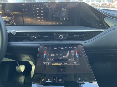 2025 INFINITI QX80 Sensory 4WD