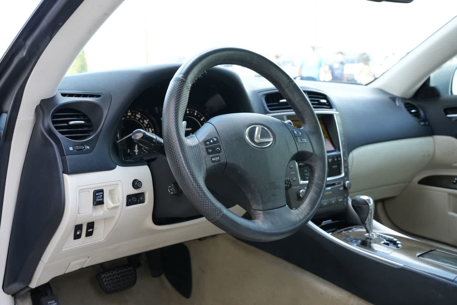 2010 Lexus IS 250C 2dr Conv Auto