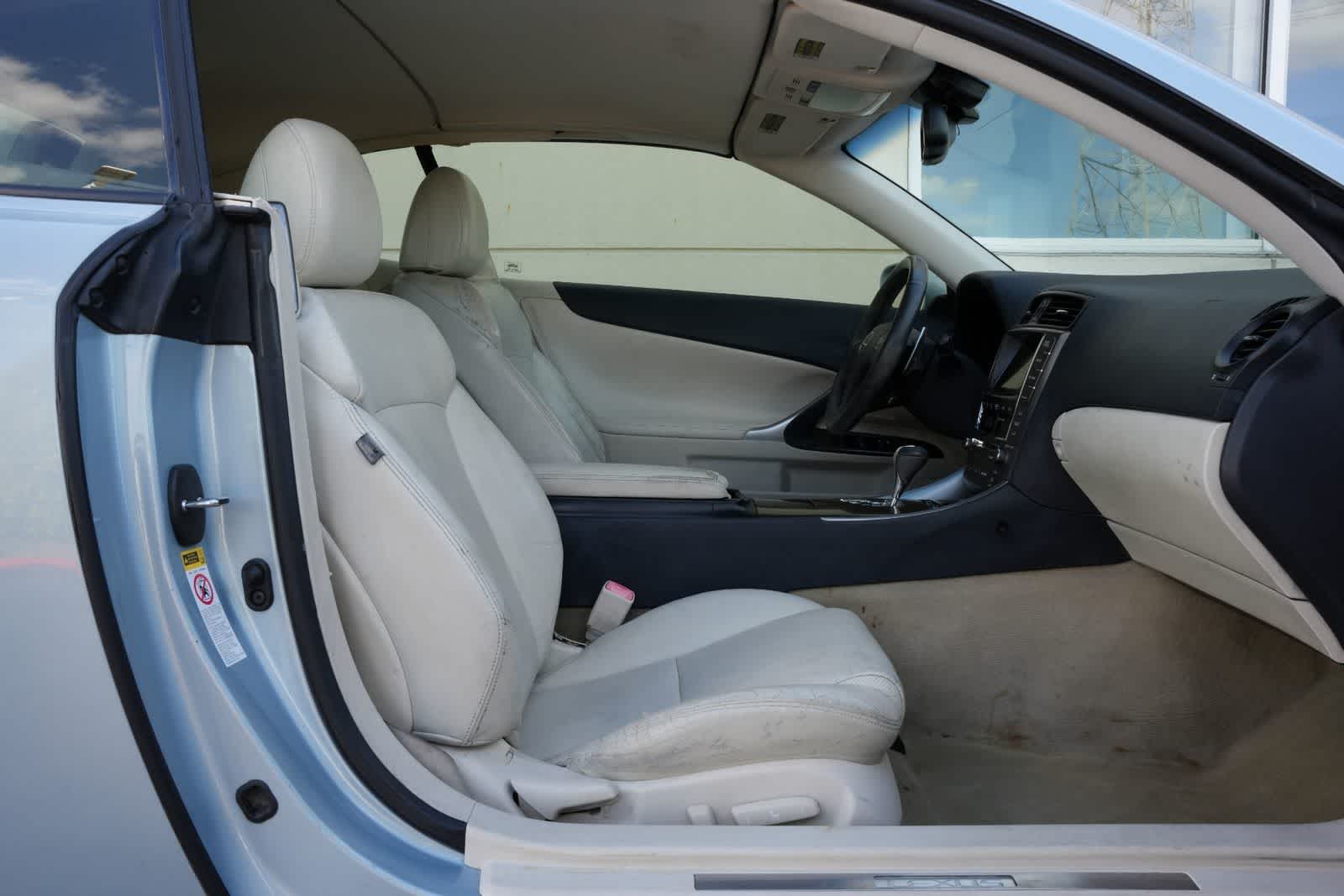 2010 Lexus IS 250C 2dr Conv Auto