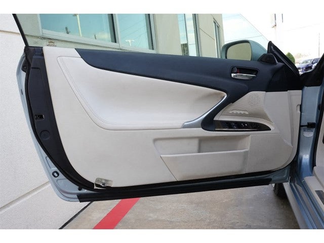 2010 Lexus IS 250C 2dr Conv Auto