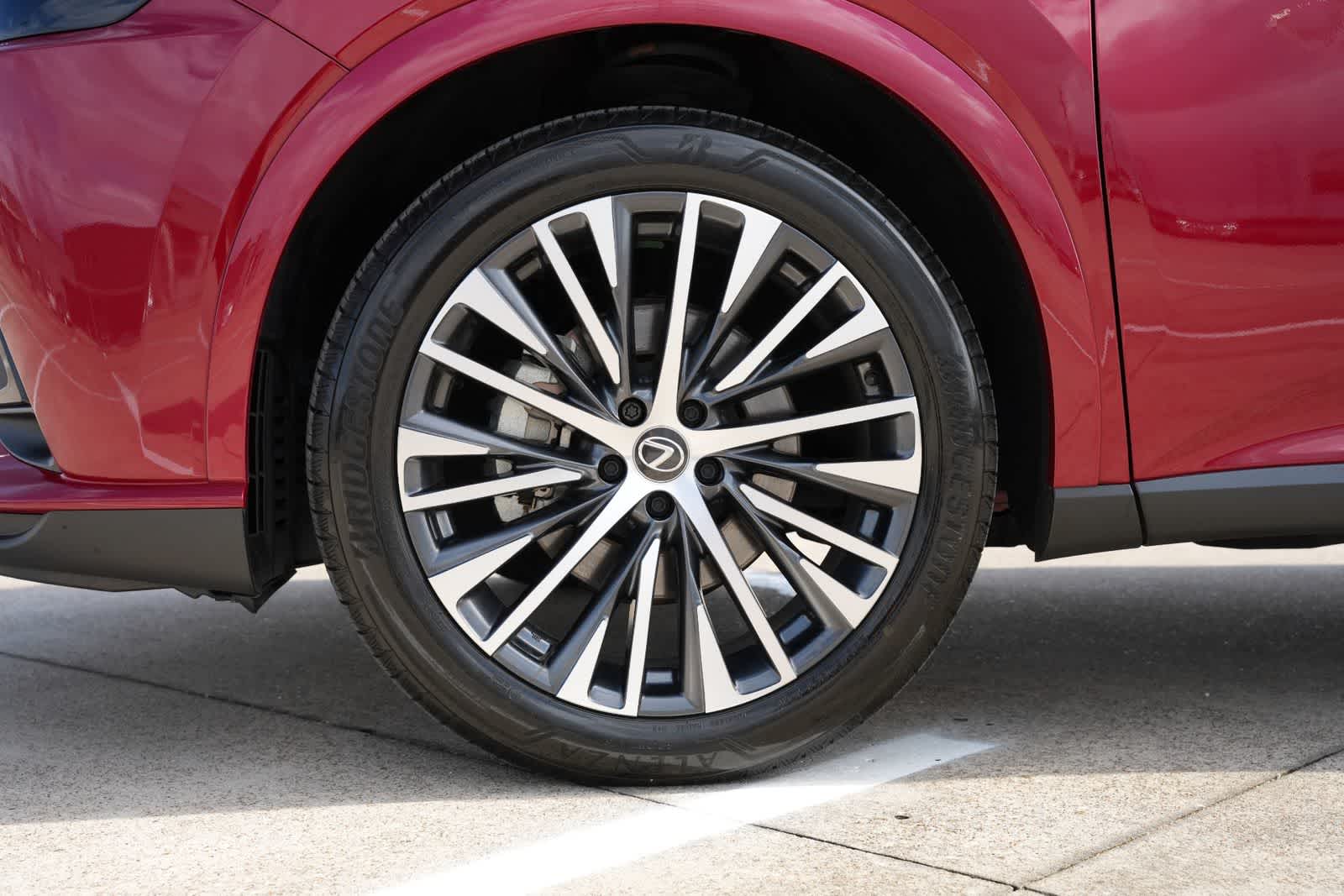 2025 Lexus RX Premium Plus