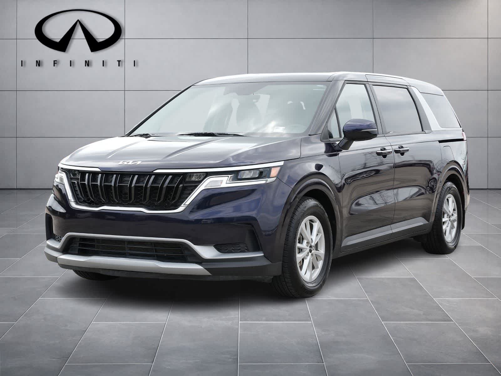 2024 Kia Carnival LX