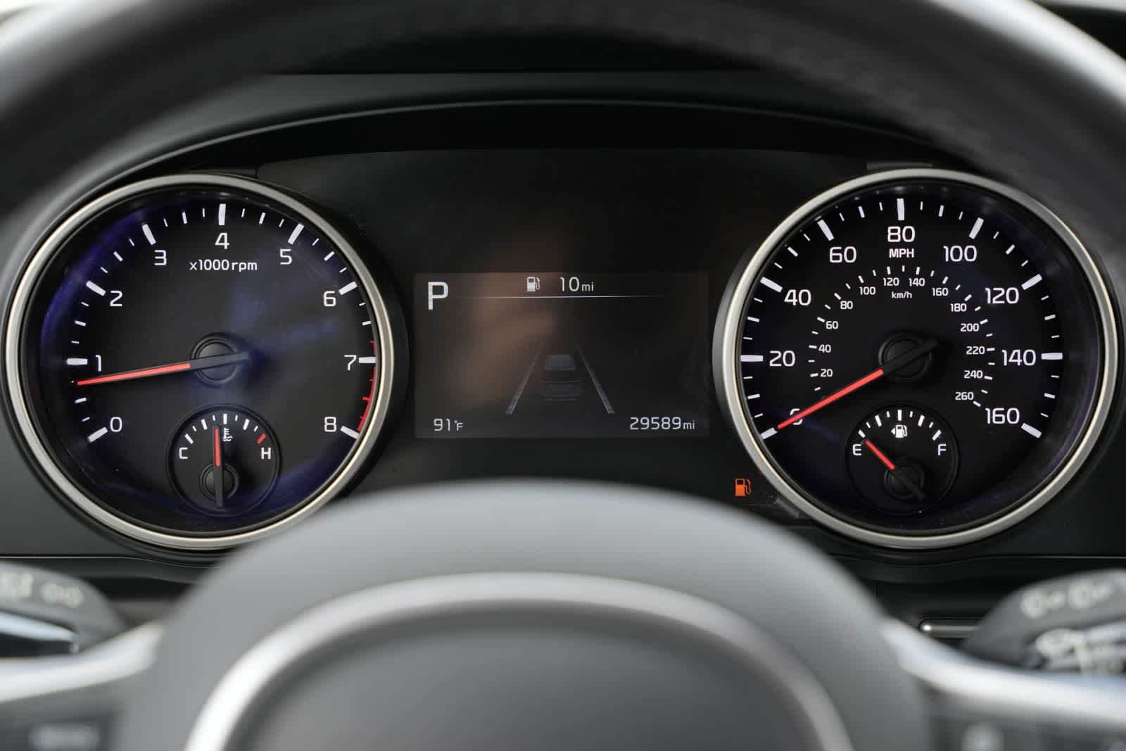 2024 Kia Carnival LX