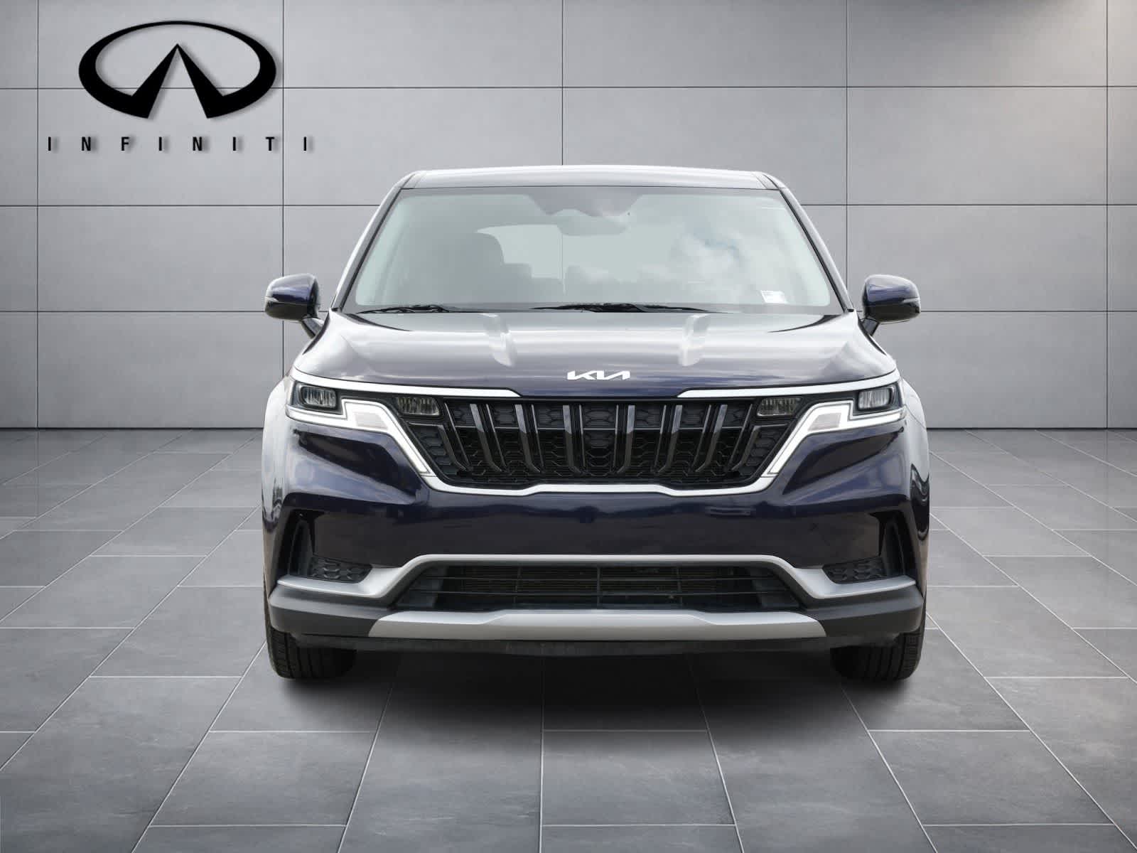 2024 Kia Carnival LX