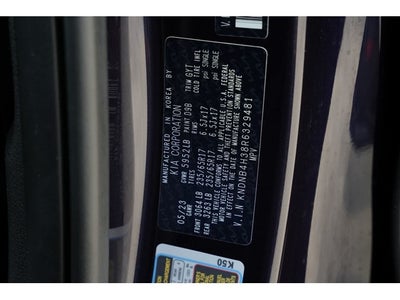 2024 Kia Carnival LX