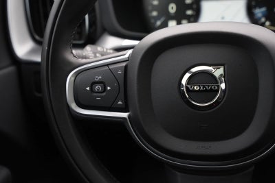 2018 Volvo XC60 Momentum