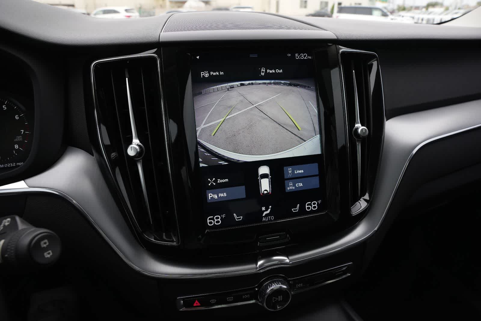 2018 Volvo XC60 Momentum