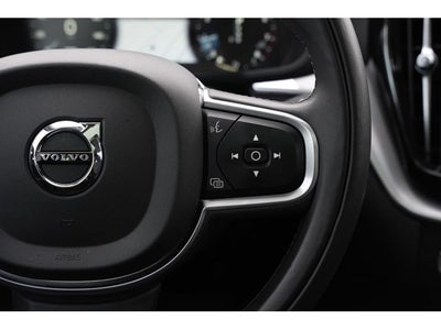 2018 Volvo XC60 Momentum
