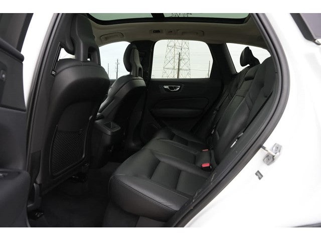 2018 Volvo XC60 Momentum