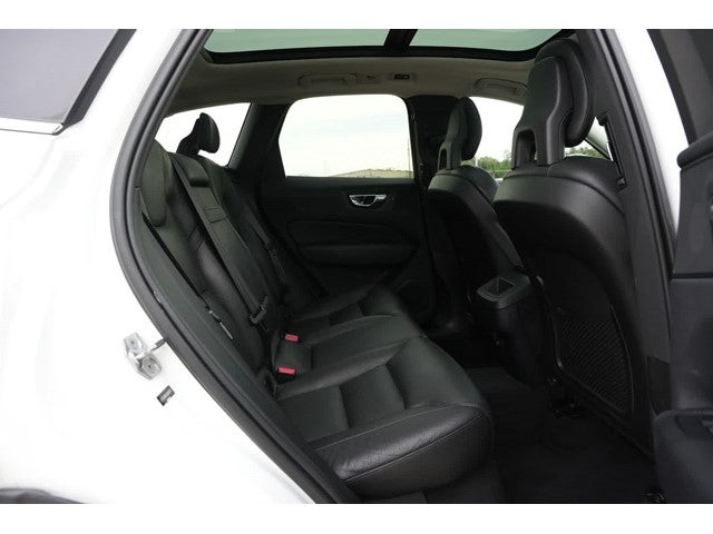 2018 Volvo XC60 Momentum