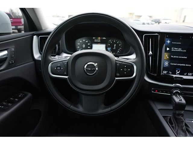 2018 Volvo XC60 Momentum