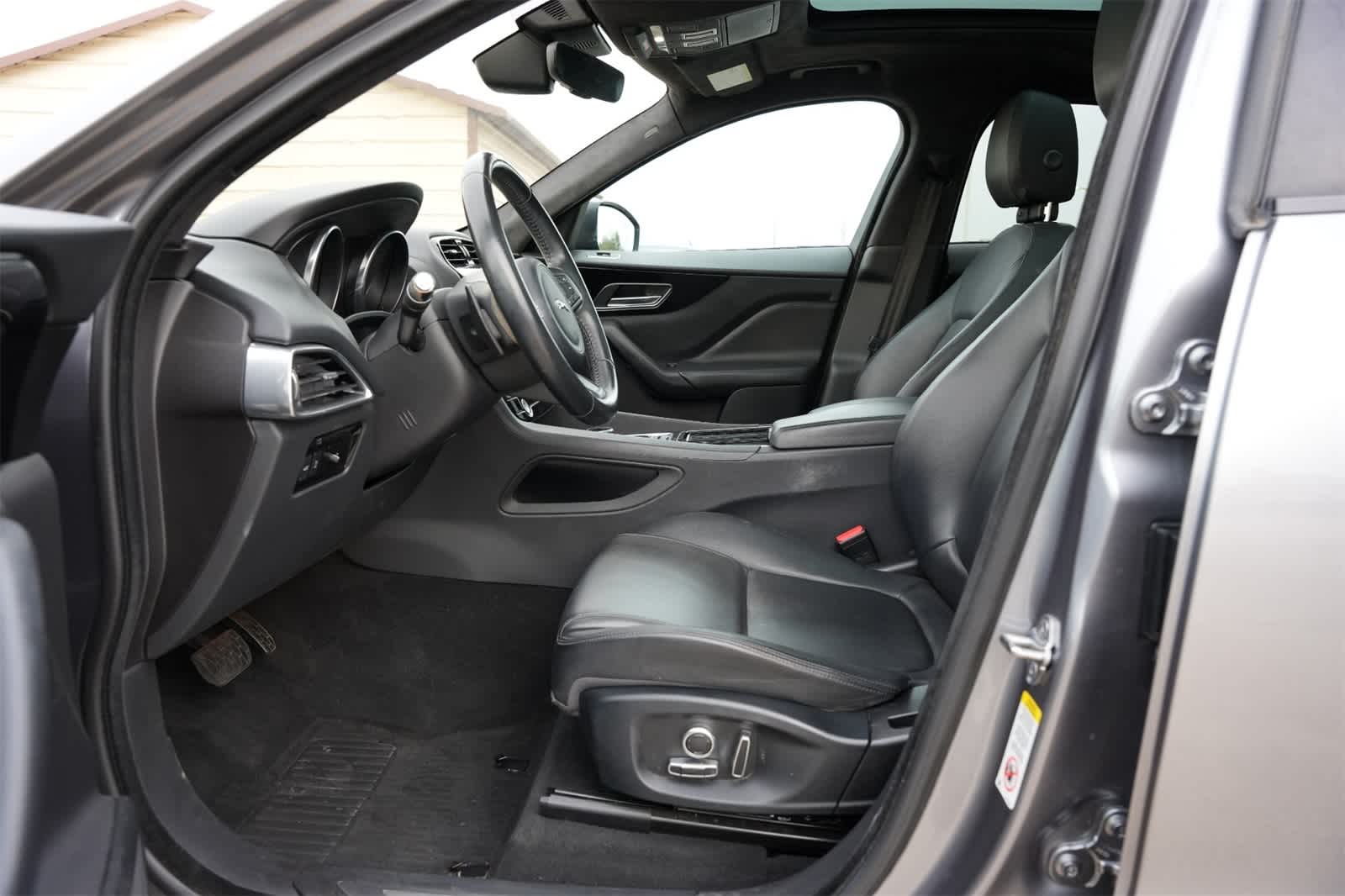 2020 Jaguar F-PACE 30t Premium