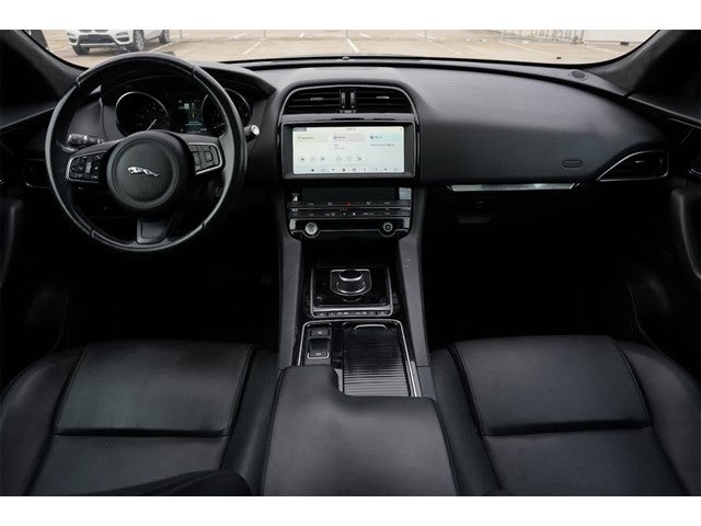 2020 Jaguar F-PACE 30t Premium