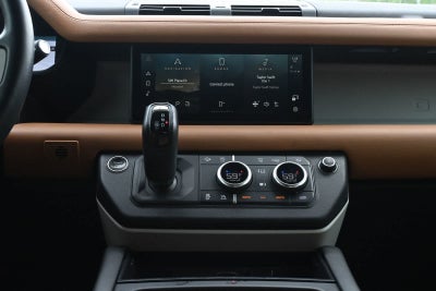 2024 Land Rover Defender X-Dynamic SE