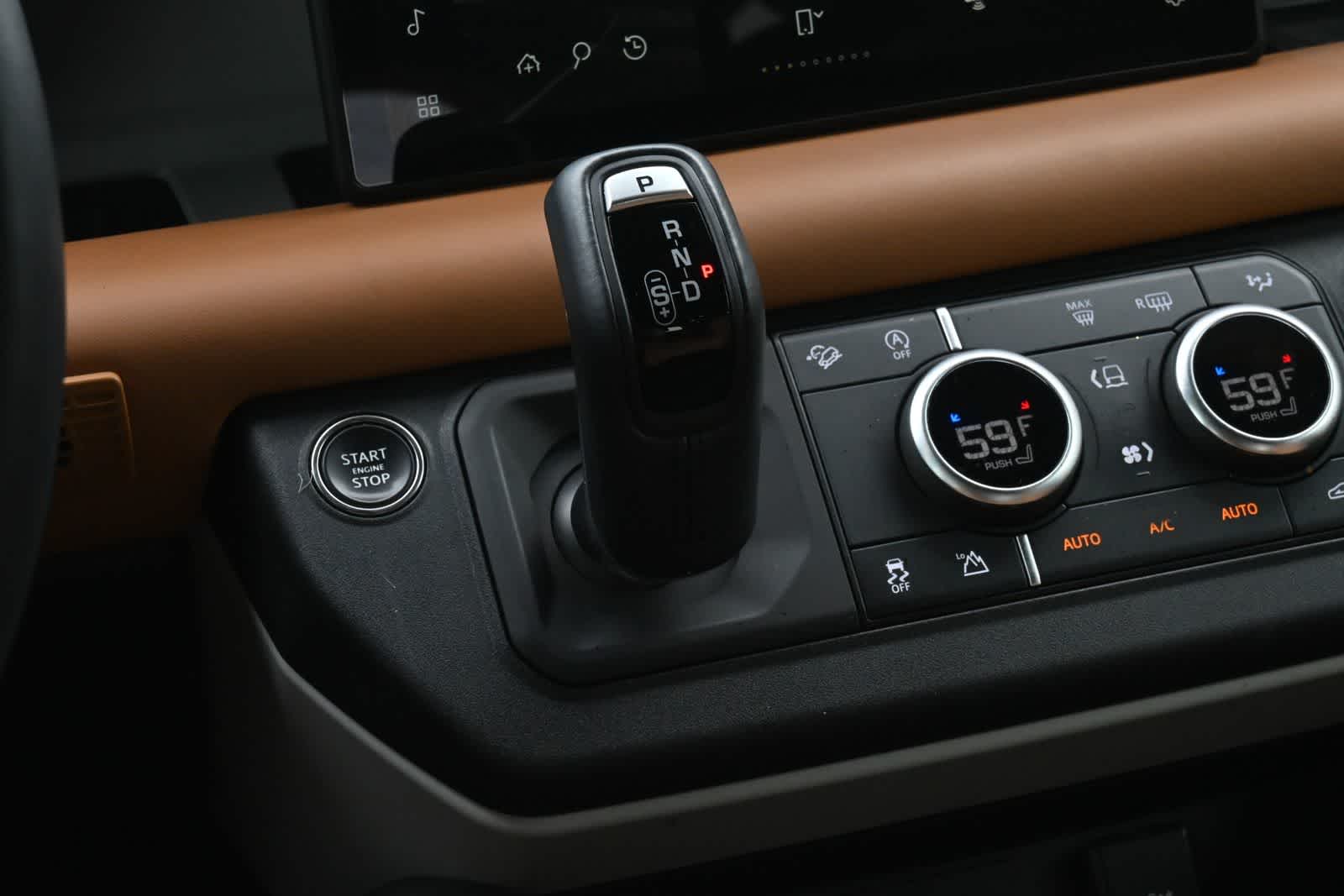 2024 Land Rover Defender X-Dynamic SE
