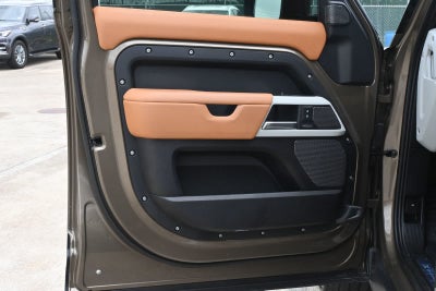 2024 Land Rover Defender X-Dynamic SE