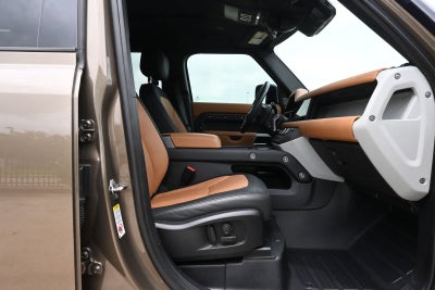 2024 Land Rover Defender X-Dynamic SE