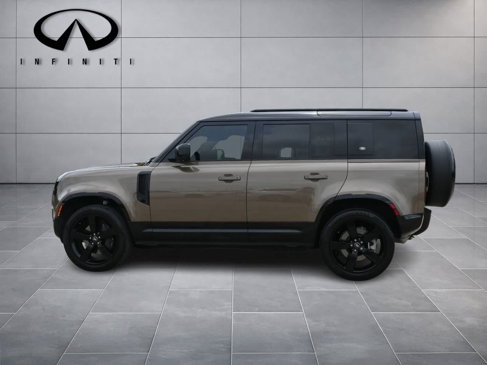 2024 Land Rover Defender X-Dynamic SE