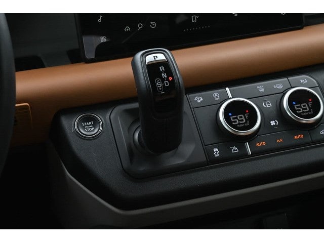 2024 Land Rover Defender X-Dynamic SE