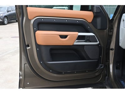 2024 Land Rover Defender X-Dynamic SE