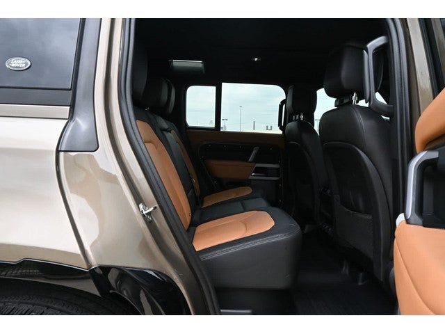 2024 Land Rover Defender X-Dynamic SE