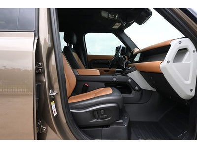2024 Land Rover Defender X-Dynamic SE