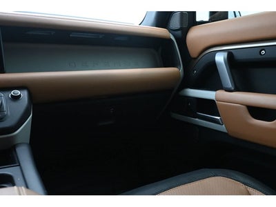 2024 Land Rover Defender X-Dynamic SE