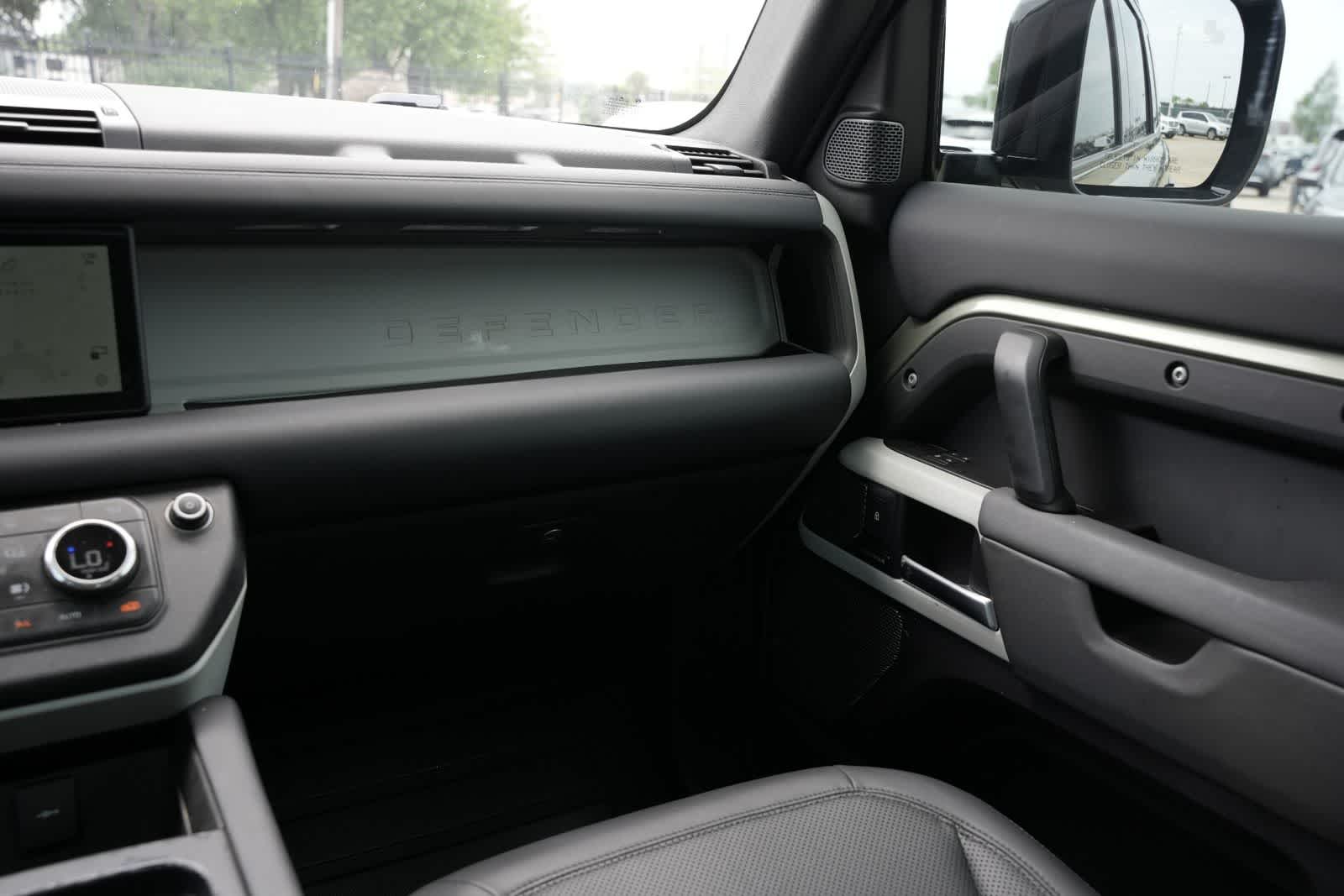 2024 Land Rover Defender S