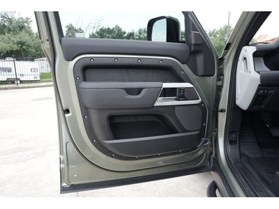 2024 Land Rover Defender S