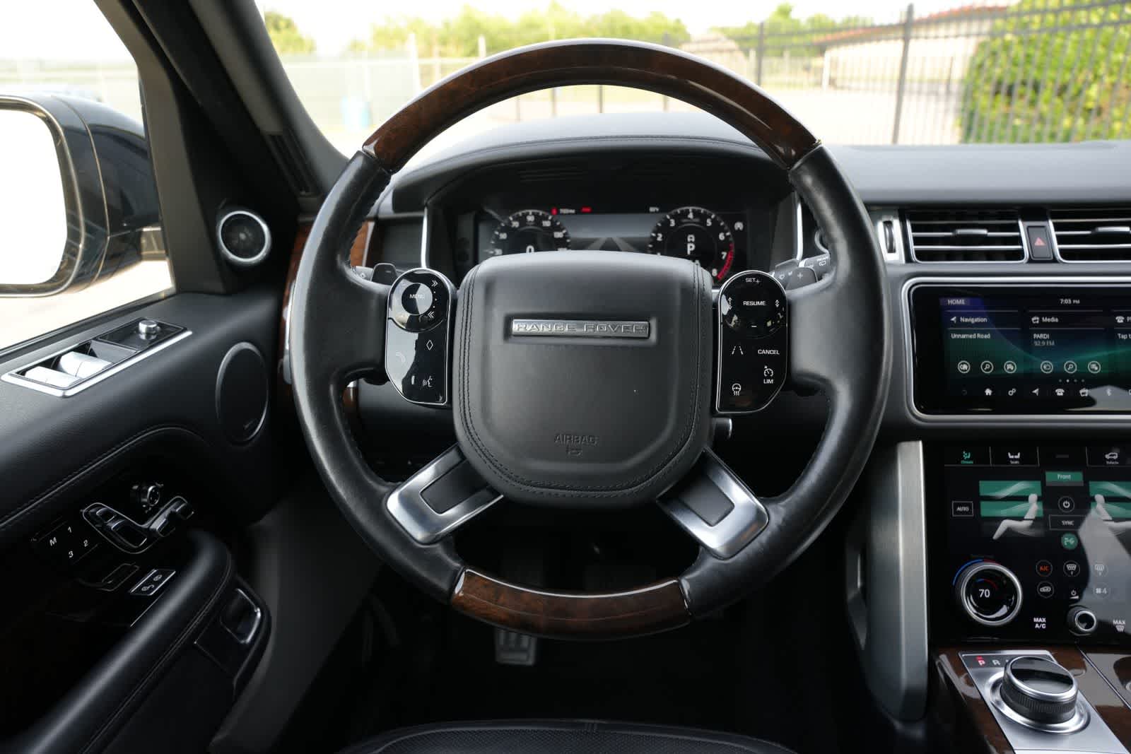 2020 Land Rover Range Rover P525 HSE