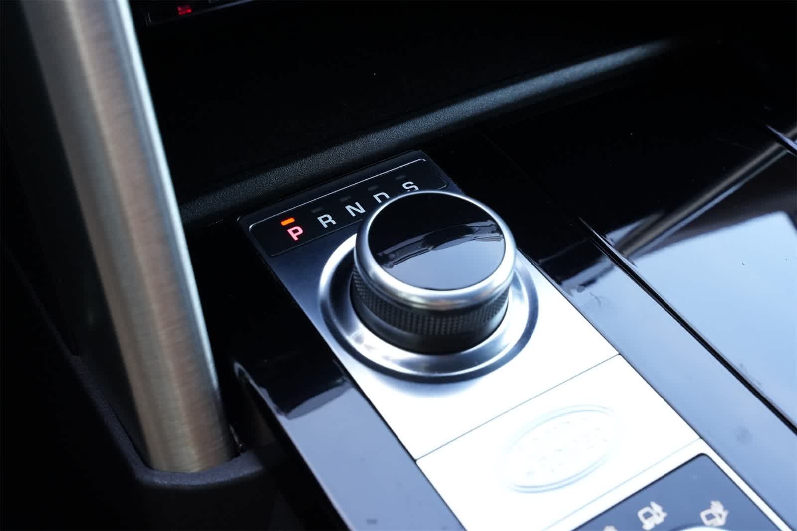 2017 Land Rover Discovery HSE Luxury