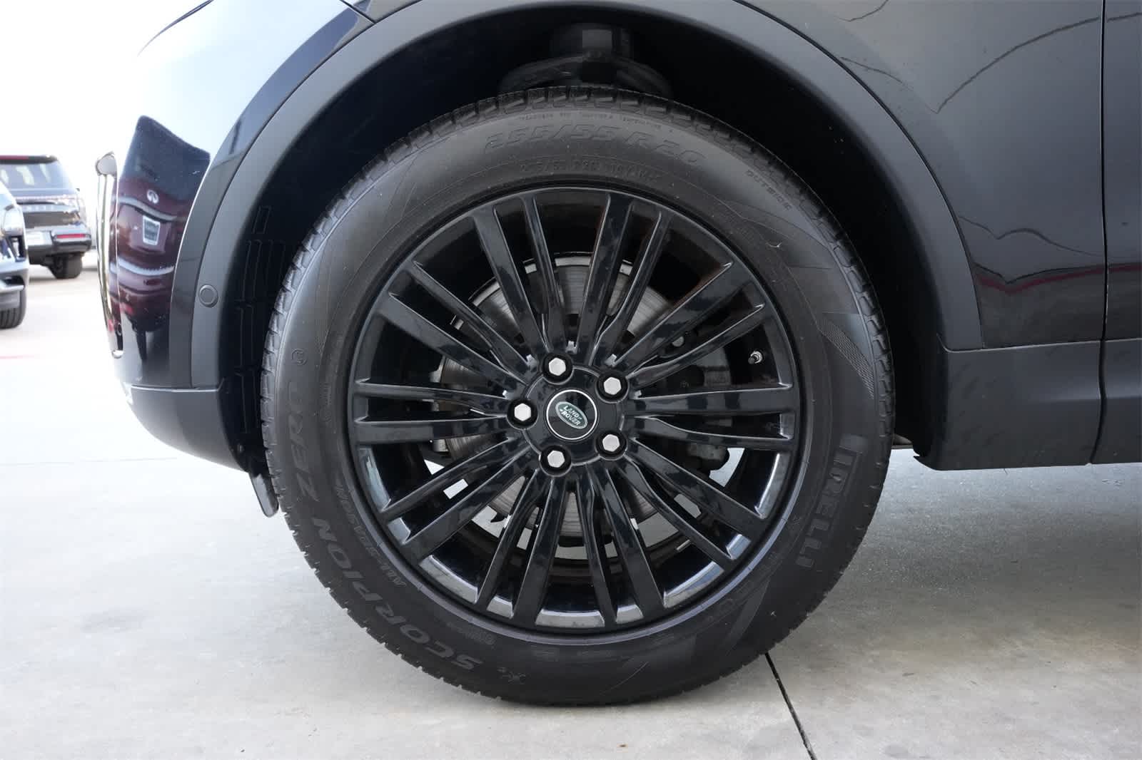 2017 Land Rover Discovery HSE Luxury