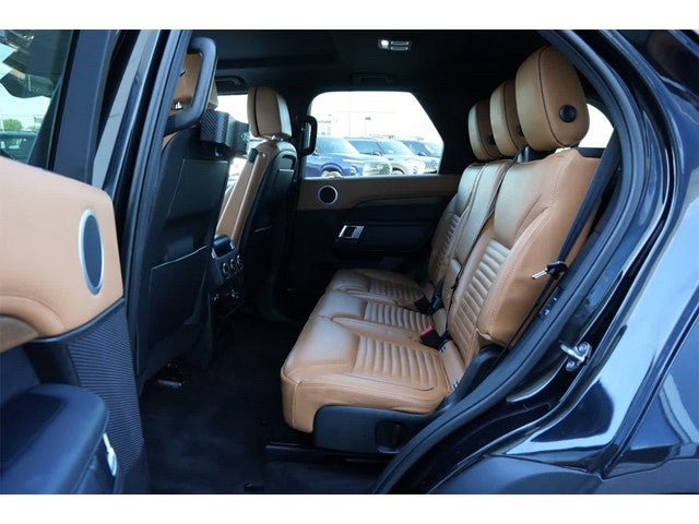 2017 Land Rover Discovery HSE Luxury
