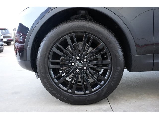 2017 Land Rover Discovery HSE Luxury