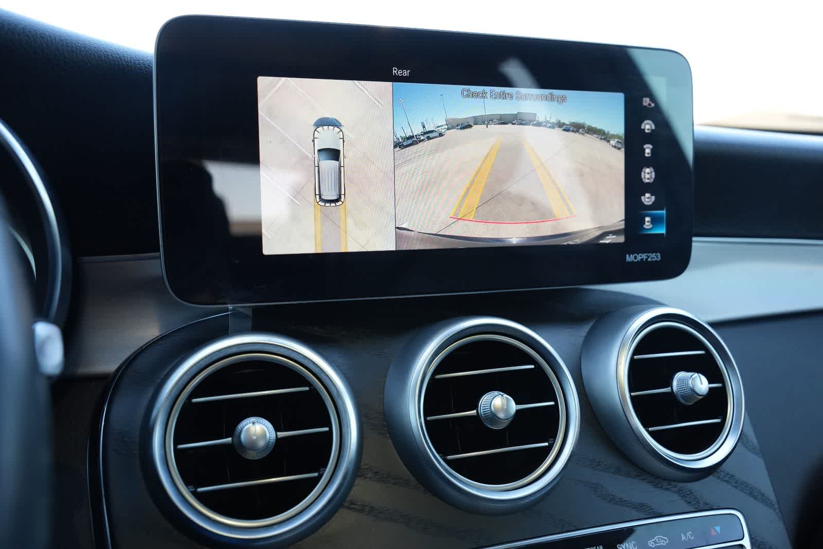 2021 Mercedes-Benz GLC 300 GLC 300