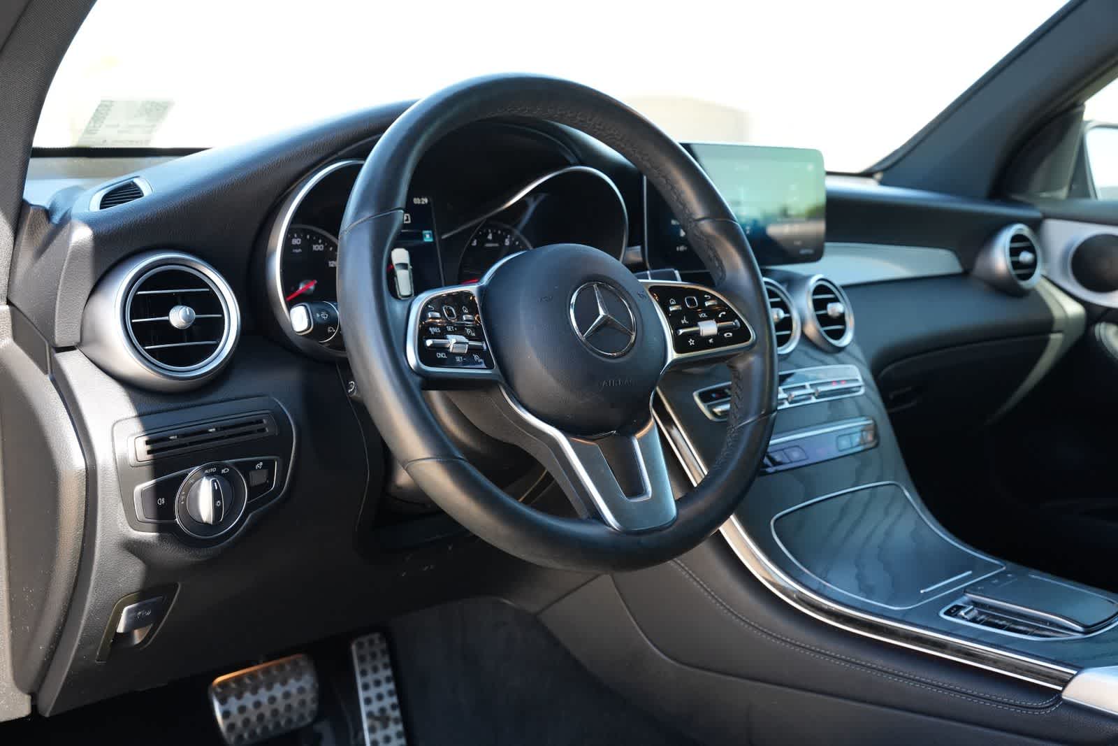 2021 Mercedes-Benz GLC 300 GLC 300