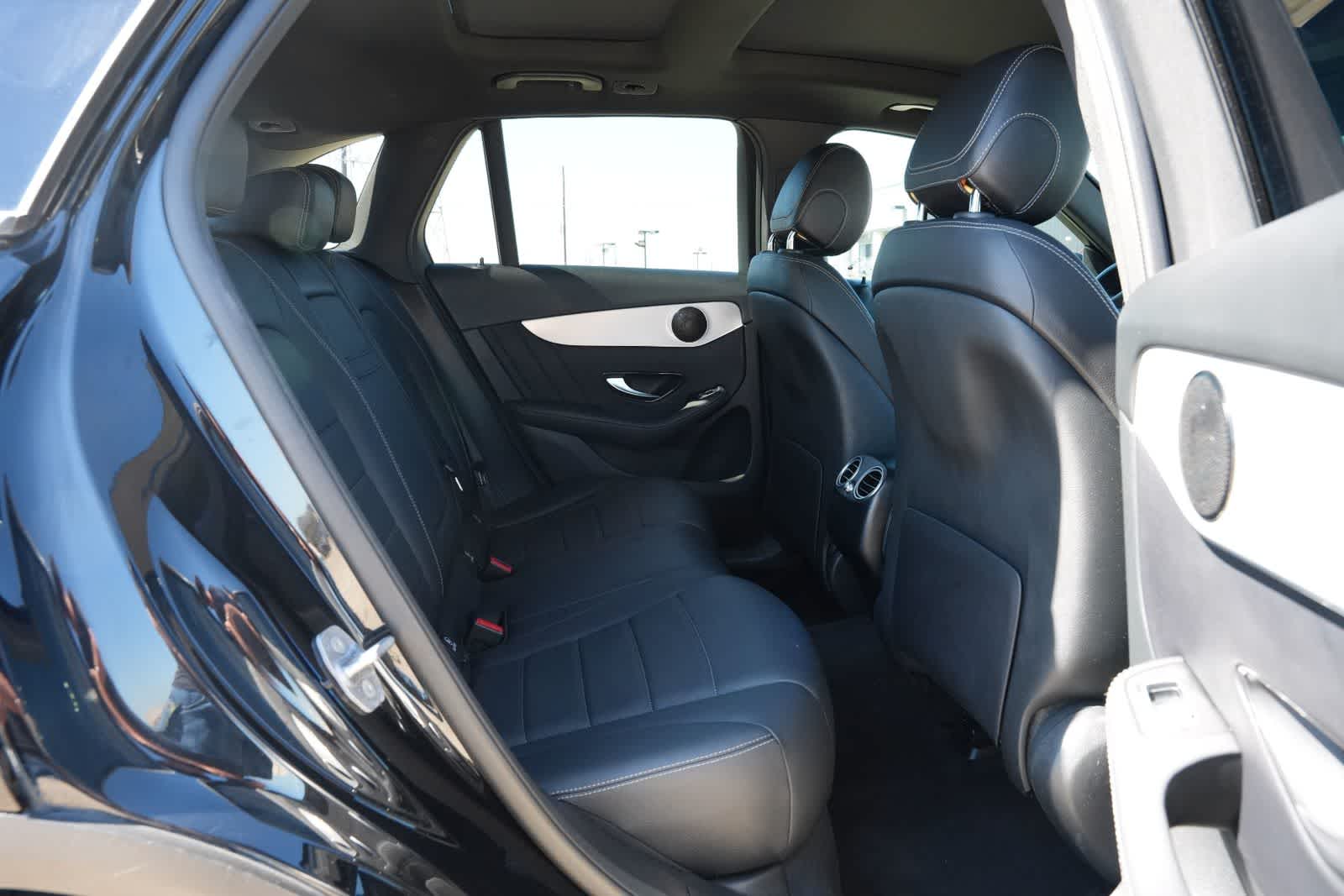 2021 Mercedes-Benz GLC 300 GLC 300