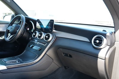 2021 Mercedes-Benz GLC 300 GLC 300