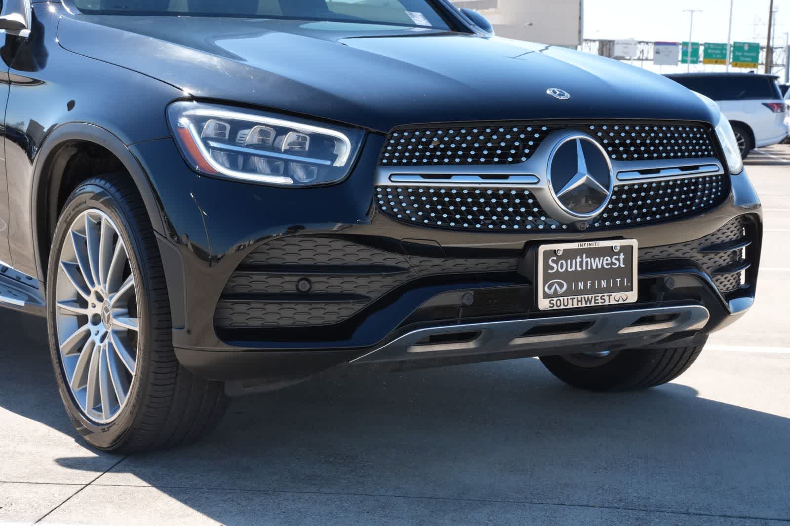 2021 Mercedes-Benz GLC 300 GLC 300