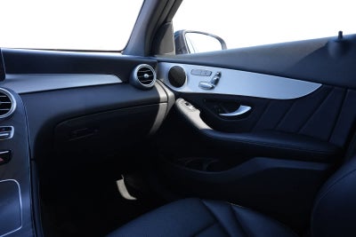 2021 Mercedes-Benz GLC 300 GLC 300