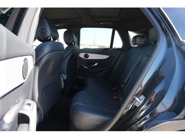 2021 Mercedes-Benz GLC 300 GLC 300