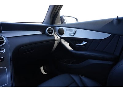 2021 Mercedes-Benz GLC 300 GLC 300