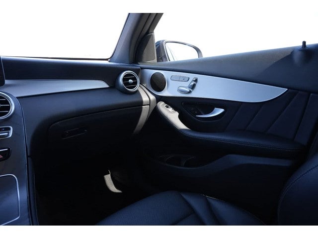 2021 Mercedes-Benz GLC 300 GLC 300