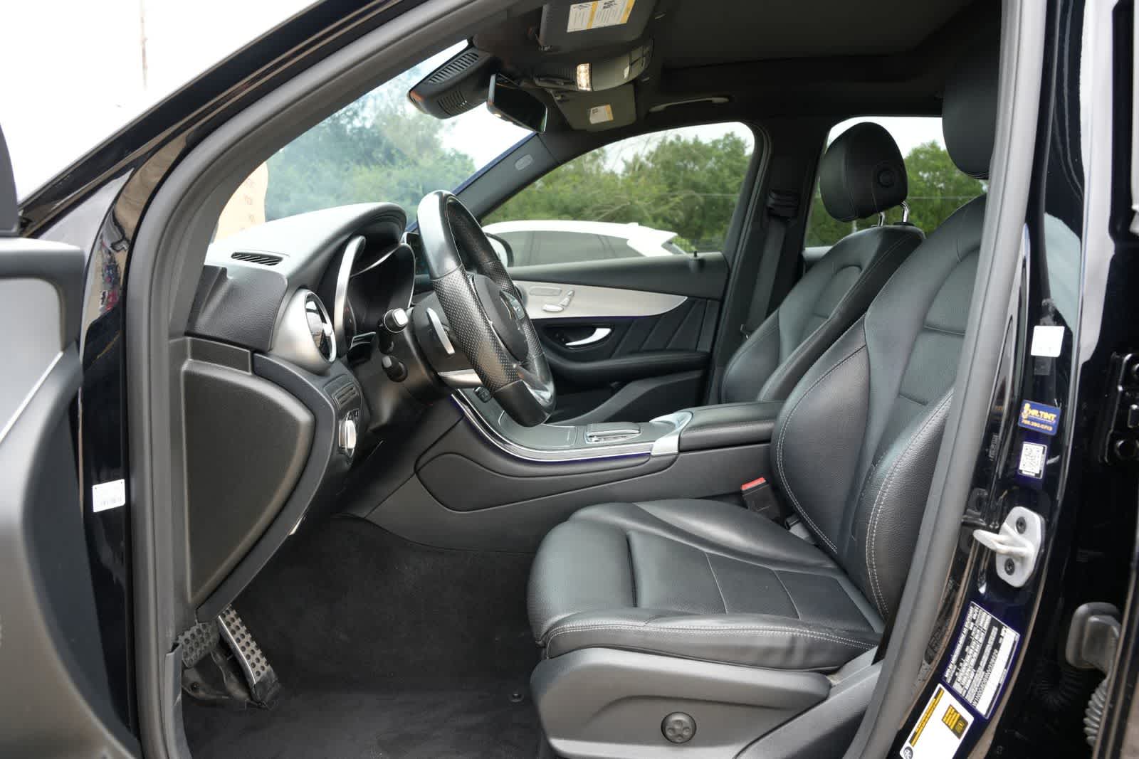 2022 Mercedes-Benz GLC 300 GLC 300