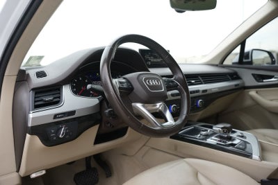 2019 Audi Q7 Premium