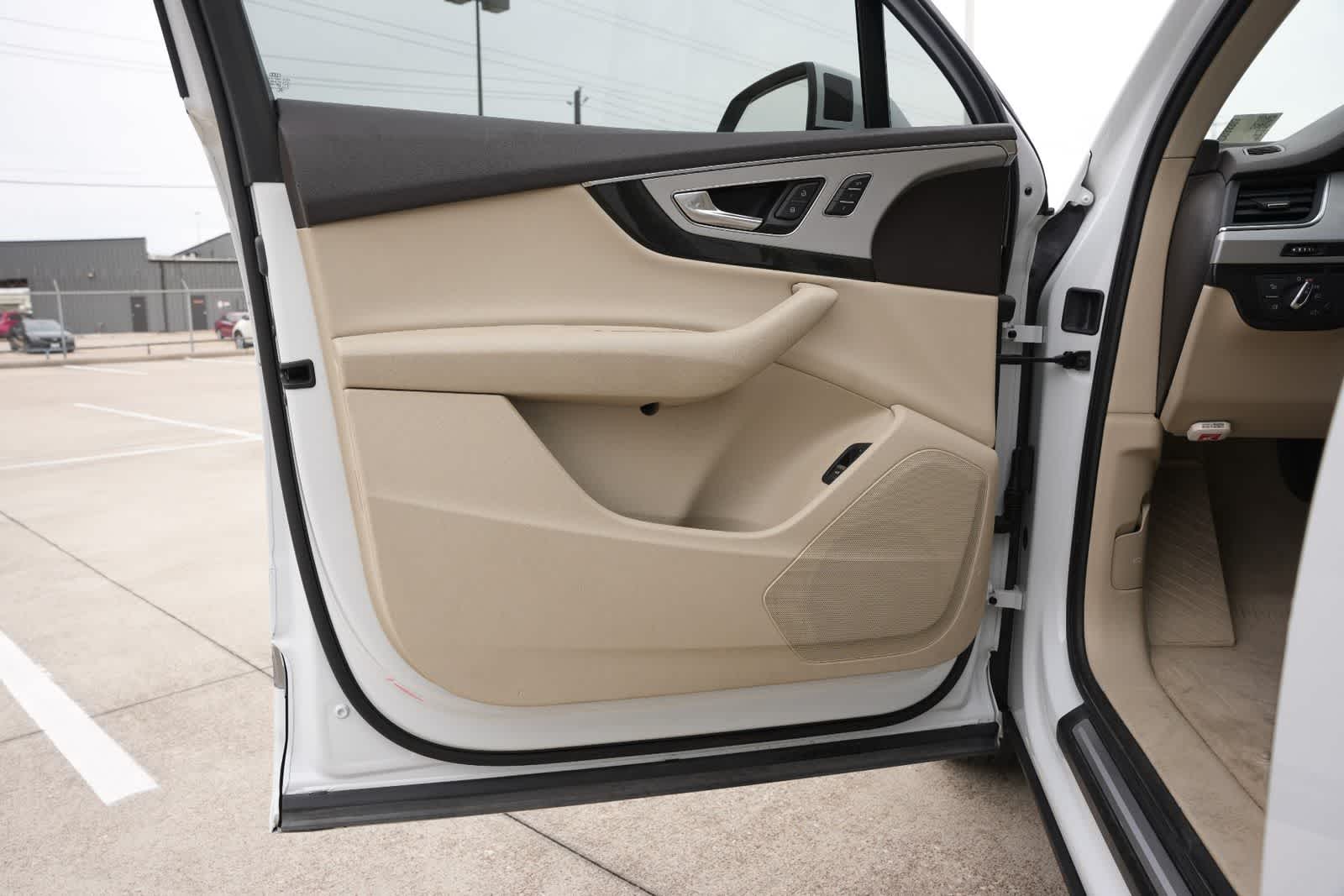 2019 Audi Q7 Premium