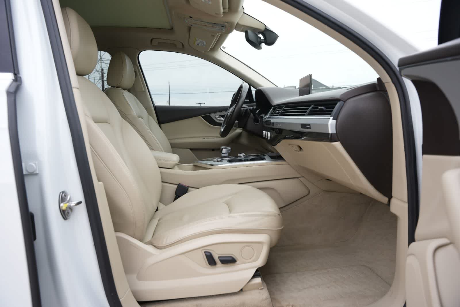 2019 Audi Q7 Premium