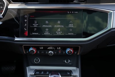 2024 Audi Q3 S line Premium